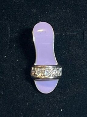 Sterling silver purple heel pendant